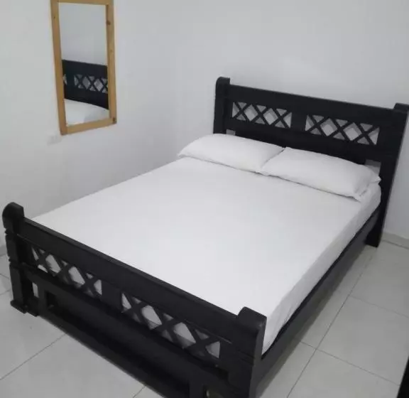 پانسیون Hostal El Bigote