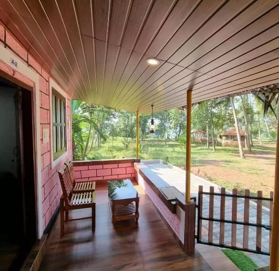 ペンション Kayaltheeram Resort & Homestay