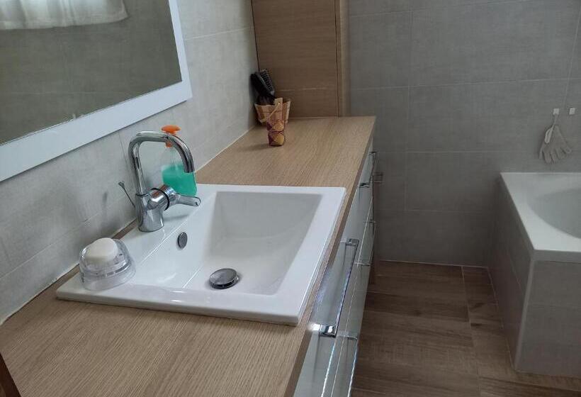 פנסיון Maison Des Pruniers