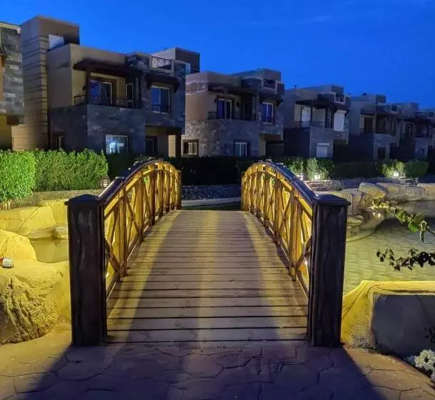 استراحتگاه La Jolie , Ain Sokhna