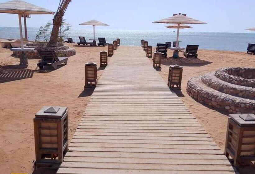 استراحتگاه La Jolie , Ain Sokhna