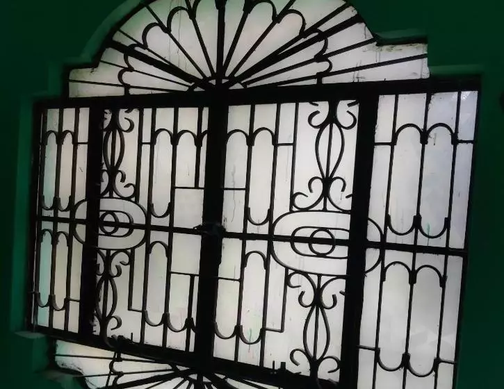 ベッドアンドブレックファースト Risabya Guest House