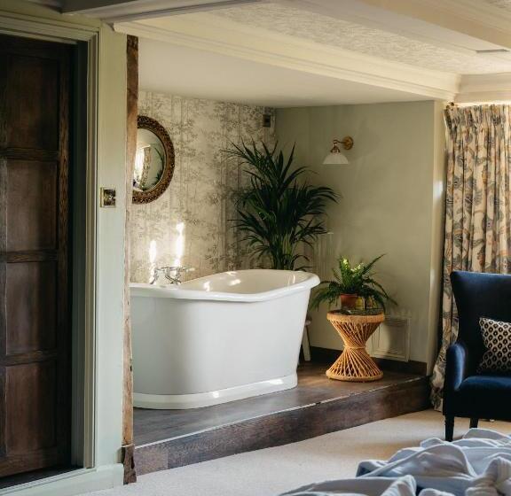 Отель Boys Hall