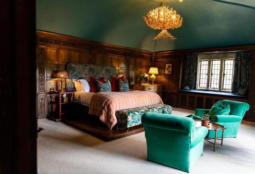 Отель Boys Hall