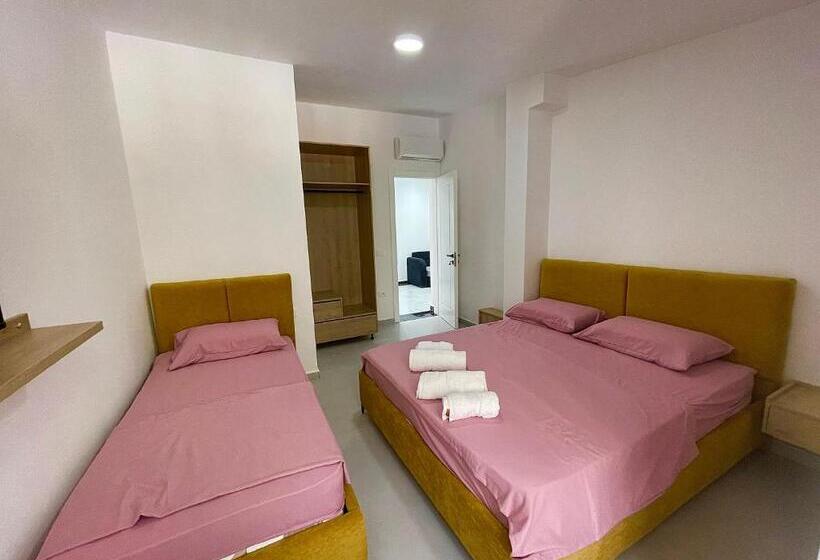 هتل Kloi Luxury Rooftops