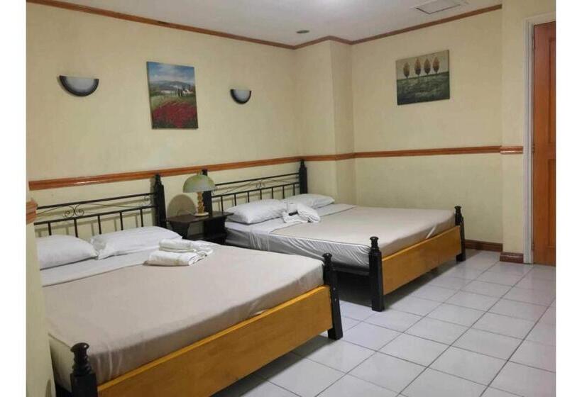 בית מלון כפרי Marian Kisad