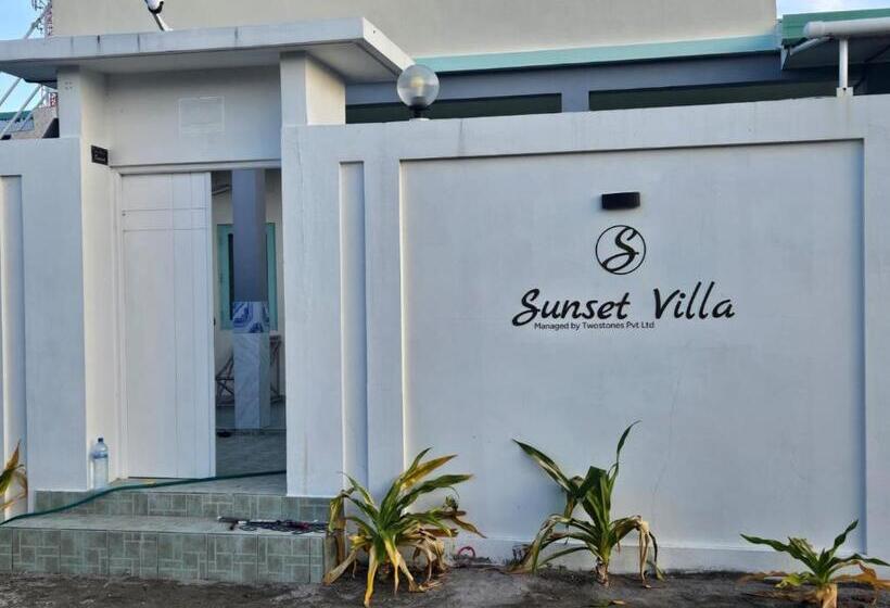 هتل Sunset Villa