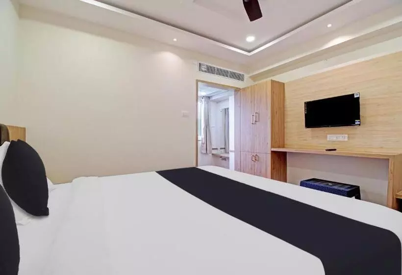 Super Hotel O Chittivalasa Near Bheemili Beach