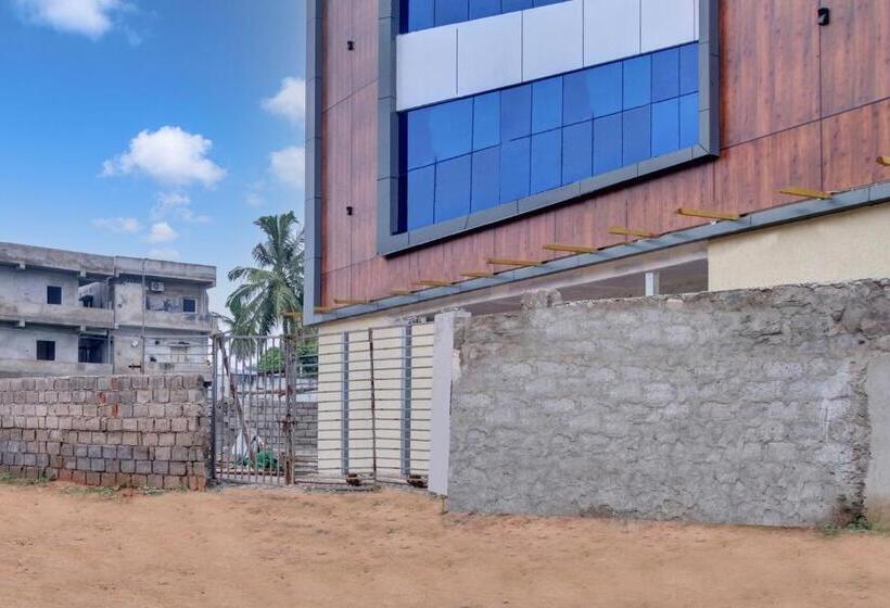 Super Hotel O Chittivalasa Near Bheemili Beach