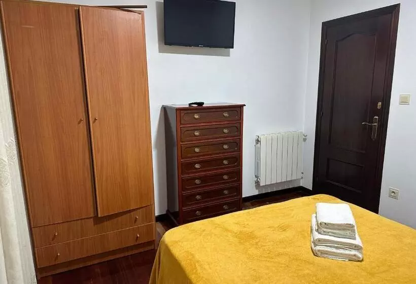 پانسیون Habitaciones Claudio
