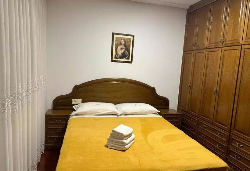 پانسیون Habitaciones Claudio