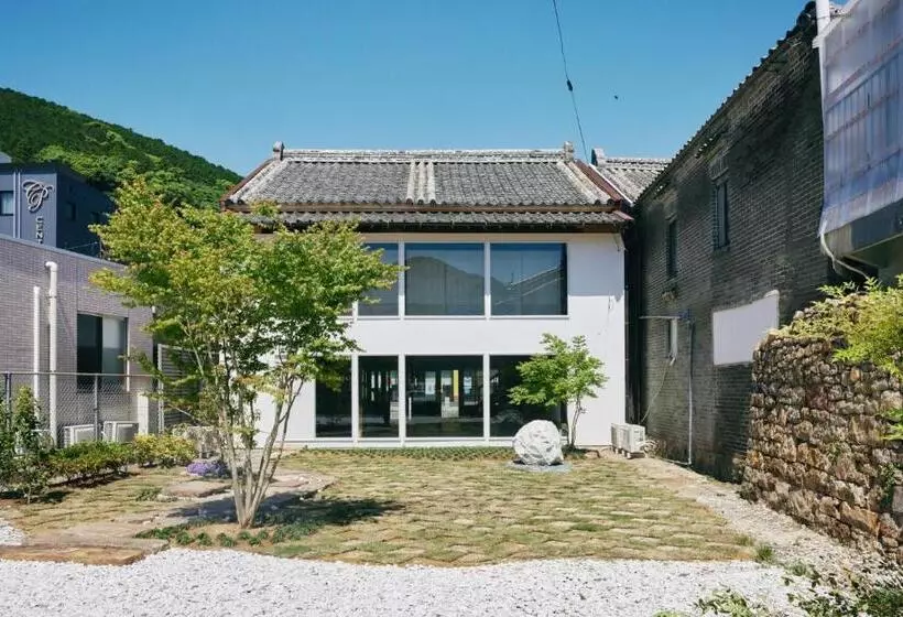 ペンション Jin   Vacation Stay 83120v
