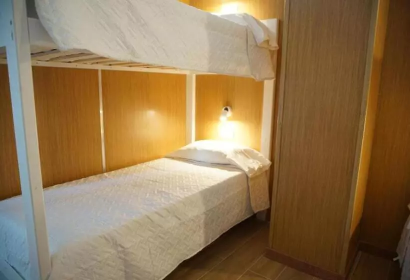 Aiora Hostel