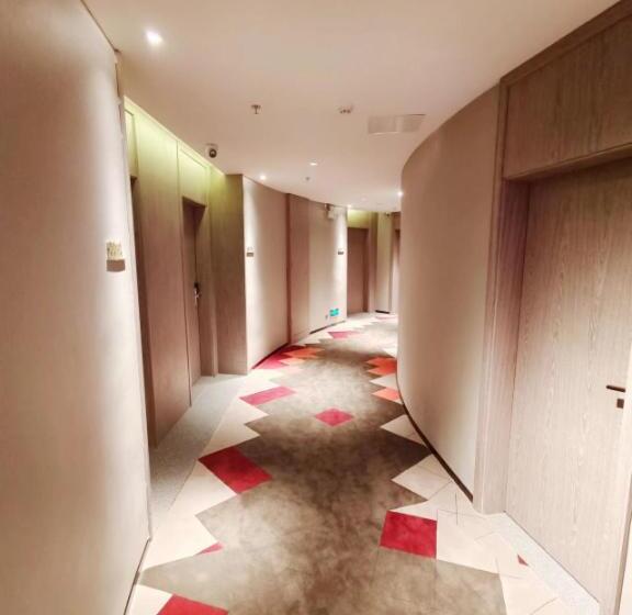 Borrman Hotel Lianjiang Avenue Xinyuan International Plaza