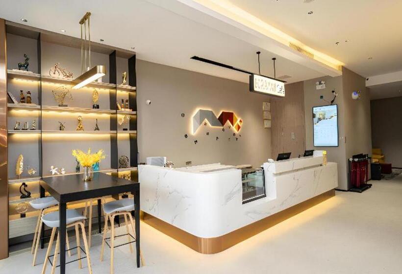 Borrman Hotel Lianjiang Avenue Xinyuan International Plaza