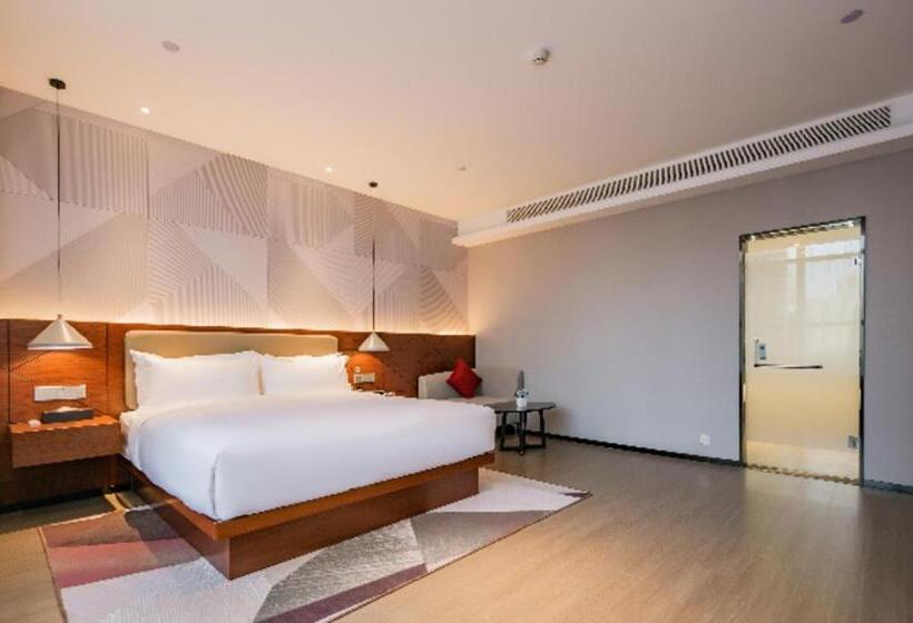 Borrman Hotel Xi An North High Speed Railway Station