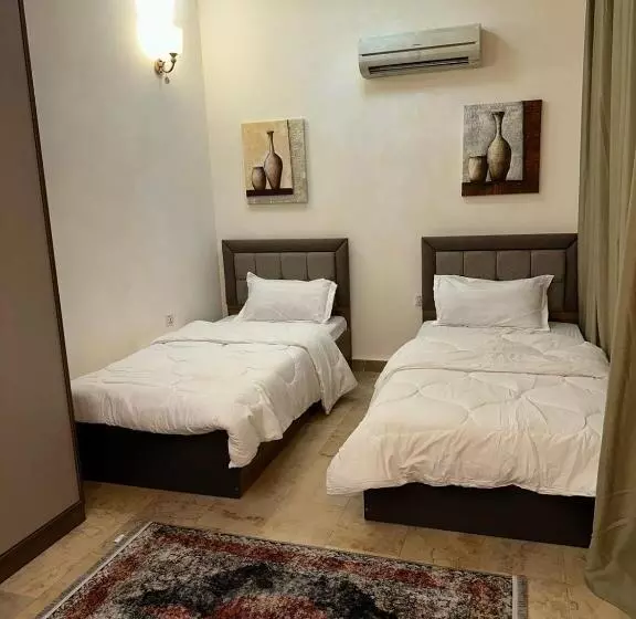 هتل Noordana Apartments