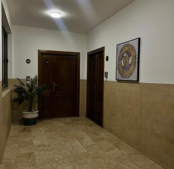 هتل Noordana Apartments