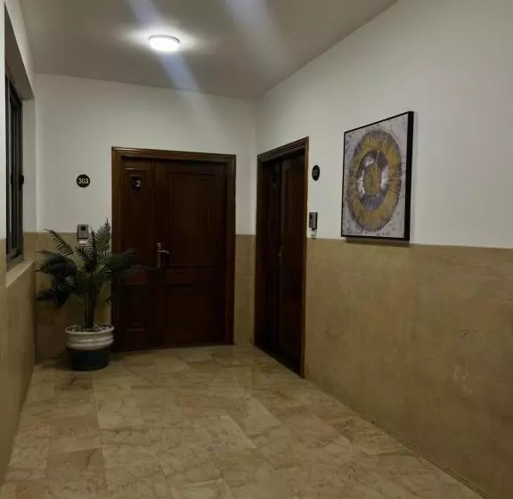 هتل Noordana Apartments