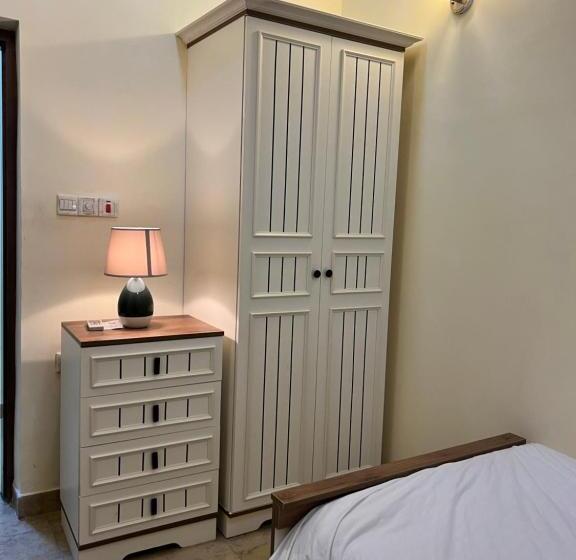 هتل Noordana Apartments