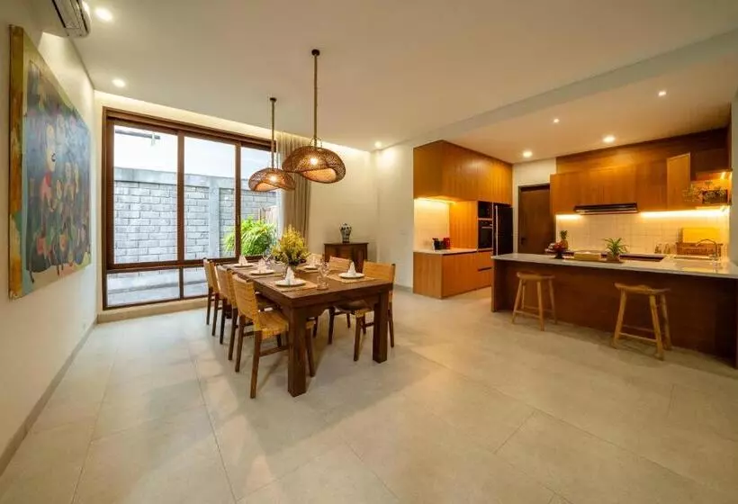 Hotelli Pulang Villas Pererenan By Nakula
