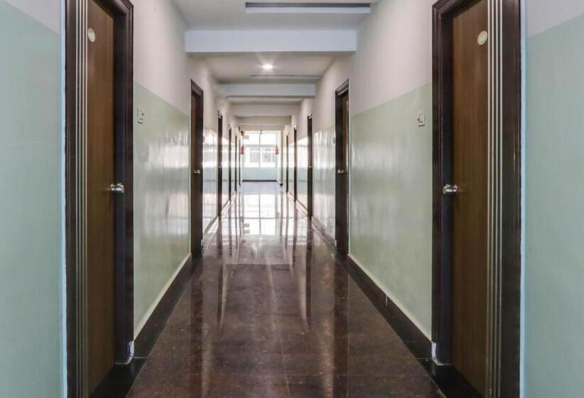 호텔 Super Collection O Bhagyalakshmi Suites