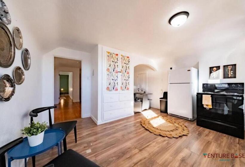 هتل Trailblazer S Retreat, Venture Base Unit 3