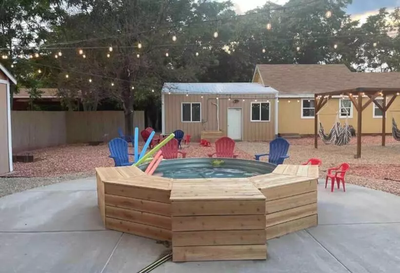 ホテル Trailblazer S Retreat, Venture Base Unit 3