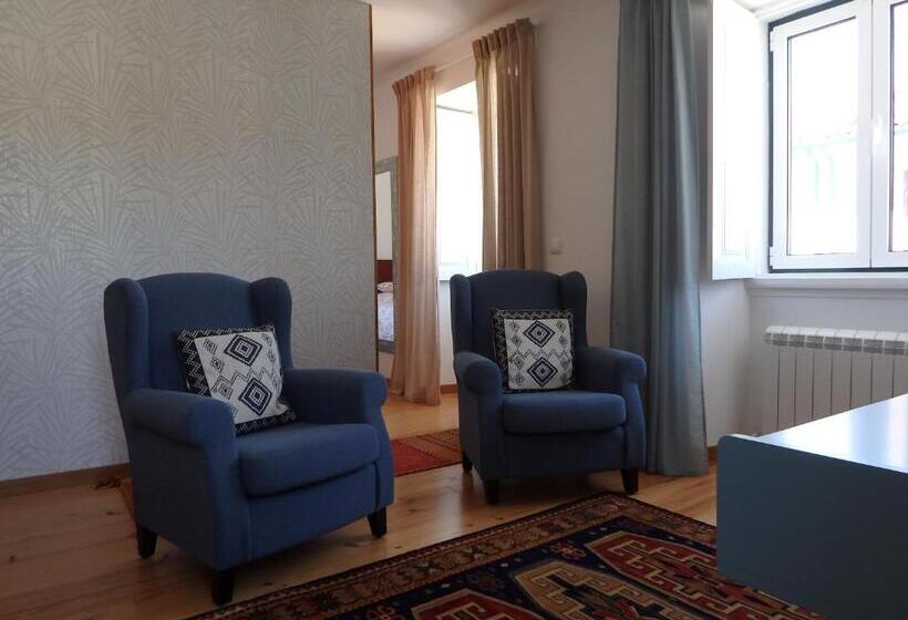 بنسيون El Camino Lodge