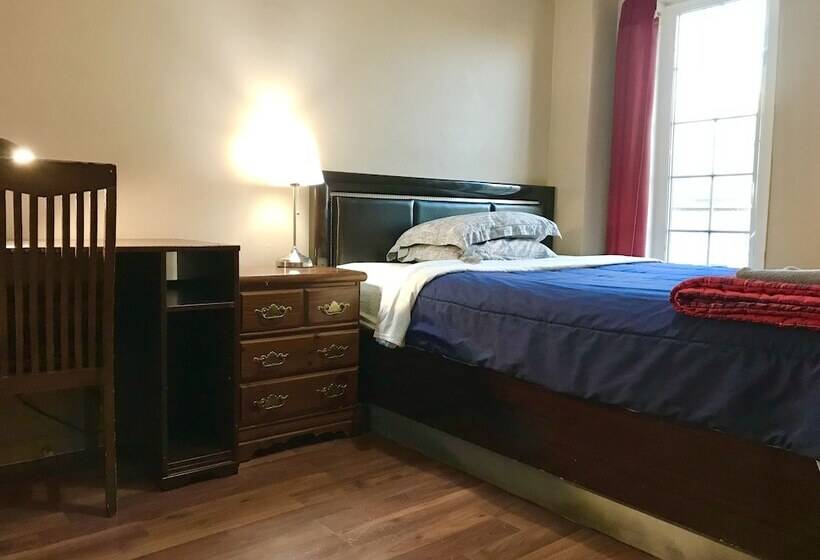 פנסיון Room Around York University Subway