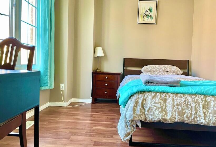 פנסיון Room Around York University Subway