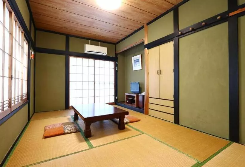 Ryokan 富士見山荘