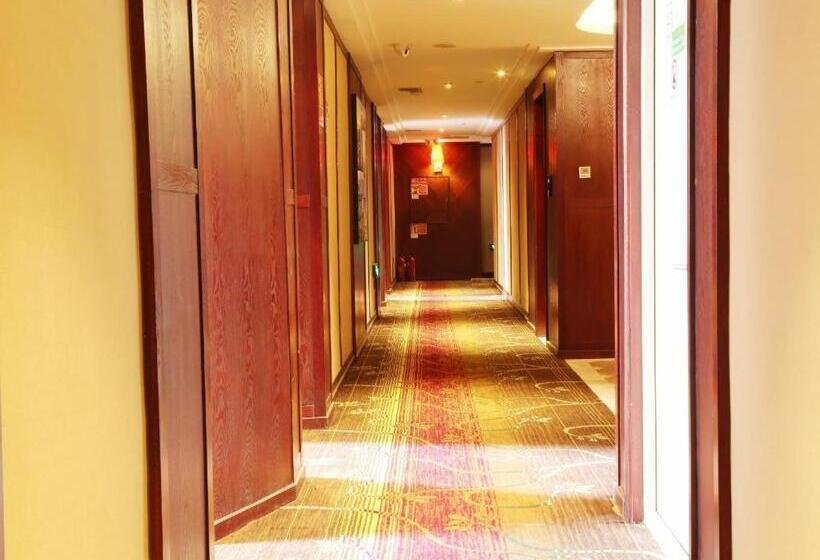 Chonpines Hotels·zhuanghe Huanghai Street