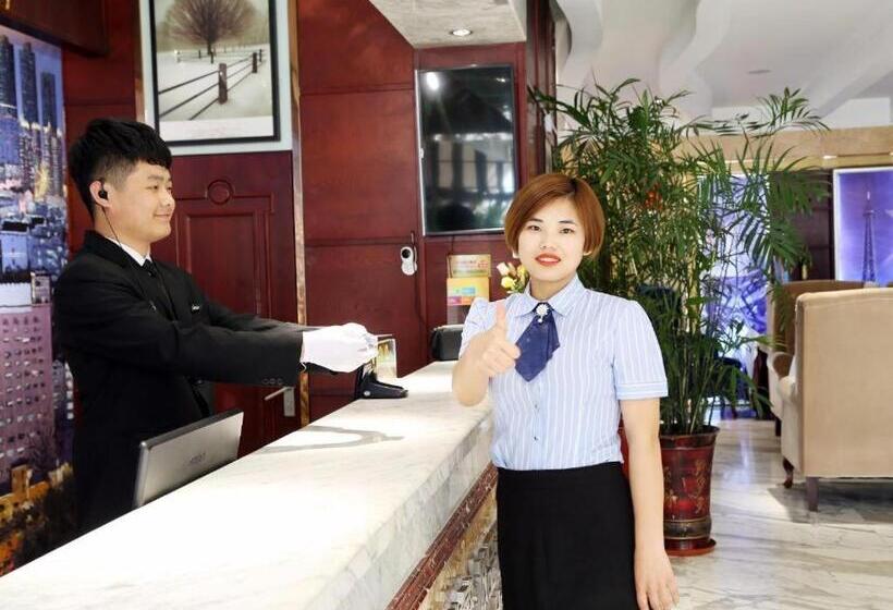 Chonpines Hotels·zhuanghe Huanghai Street