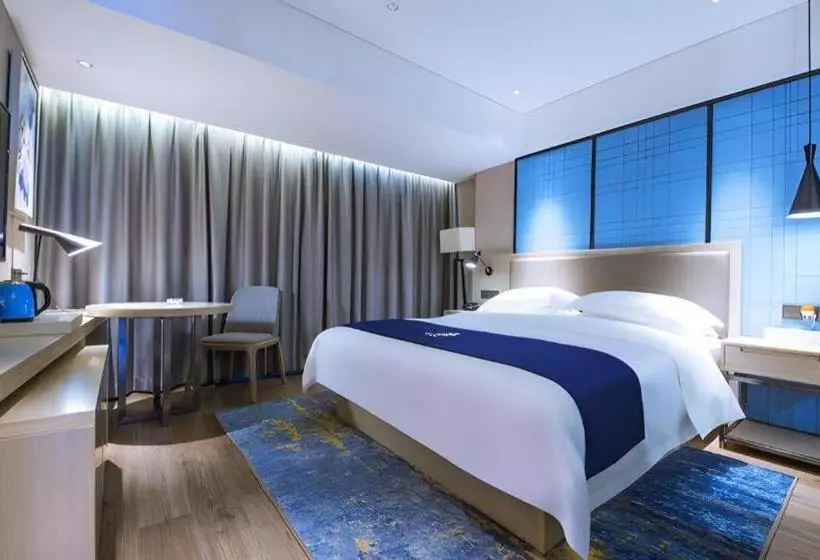 Echarm Hotel Guigang Wanda High Speed Railway Station