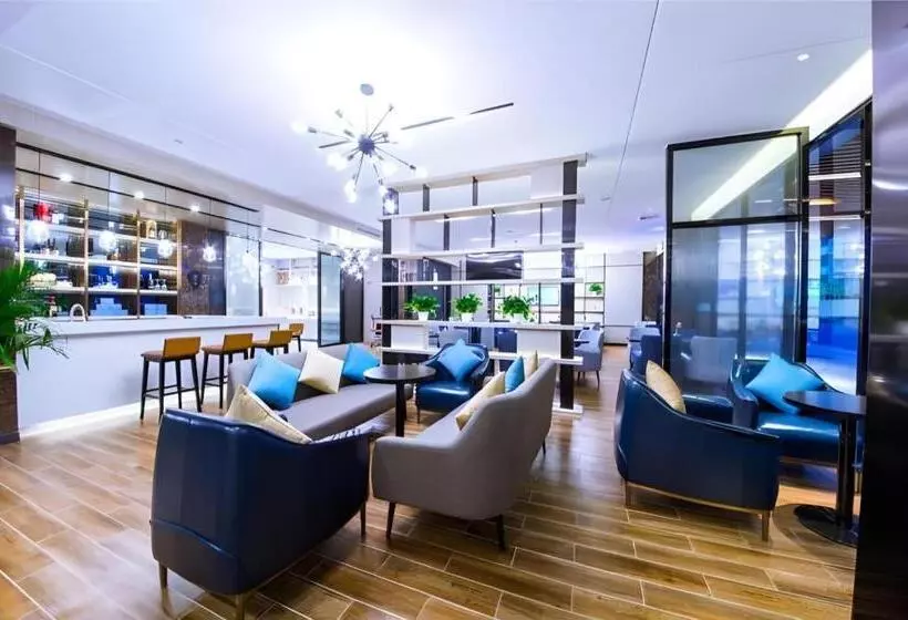 Echarm Hotel Guigang Wanda High Speed Railway Station