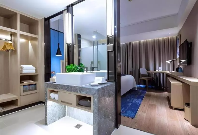 Echarm Hotel Guigang Wanda High Speed Railway Station