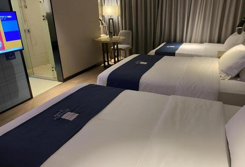 Echarm Hotel Guigang Wanda High Speed Railway Station