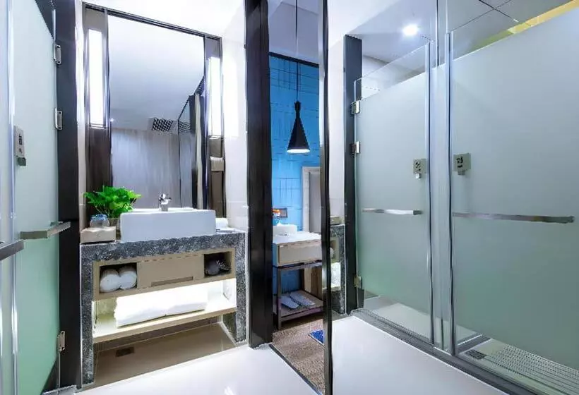 Echarm Hotel Guigang Wanda High Speed Railway Station