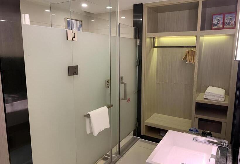 Echarm Hotel Guigang Wanda High Speed Railway Station