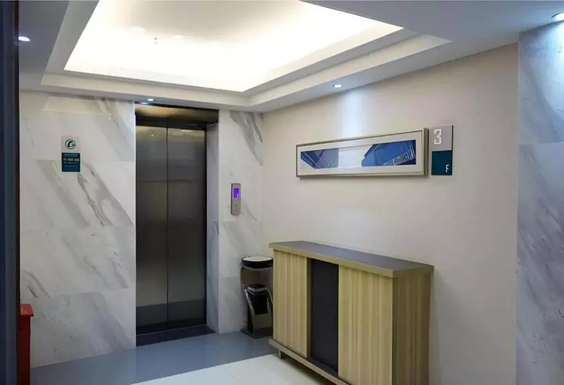 Hotelli City Comfort Inn Foshan Shunde Chencun Metro Station High Speed Railway South Station