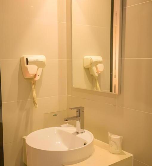 Otel City Comfort Inn Huizhou Danshui High Speed Railway Huiyang Station