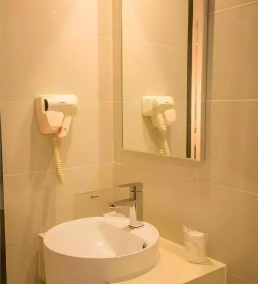 هتل City Comfort Inn Huizhou Danshui High Speed Railway Huiyang Station