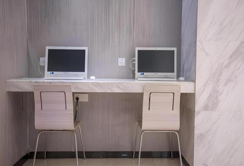 Otel City Comfort Inn Huizhou Danshui High Speed Railway Huiyang Station