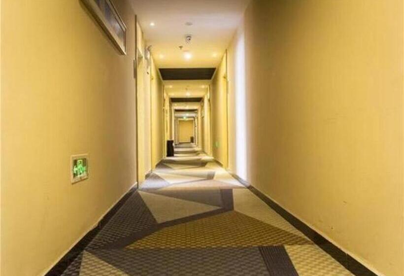 בית מלון כפרי Jtour Inn Wuhan Hankou Railway East Plaza