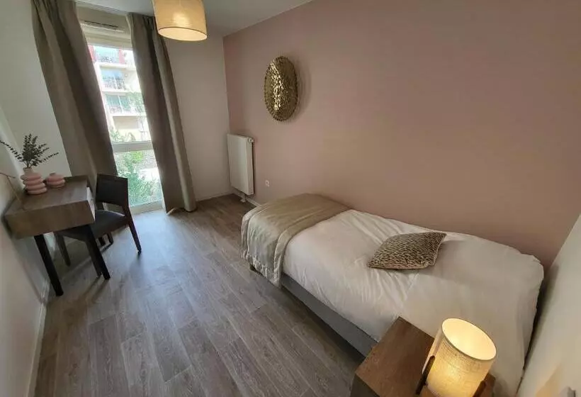 Domitys   La Licorne