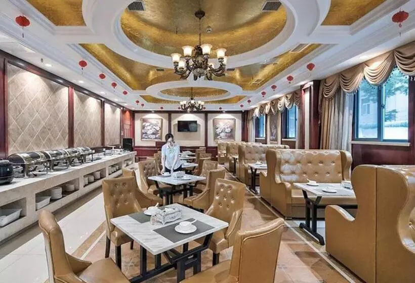 Vienna Hotel Xuzhou Yunlong District Tongshan Road Metro Station