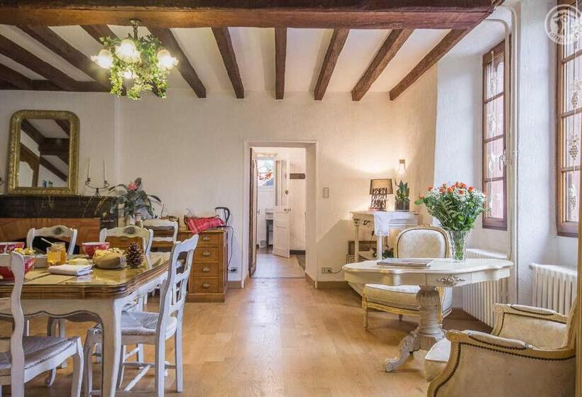 تختخواب و صبحانه Chez Sylvie Et Guy