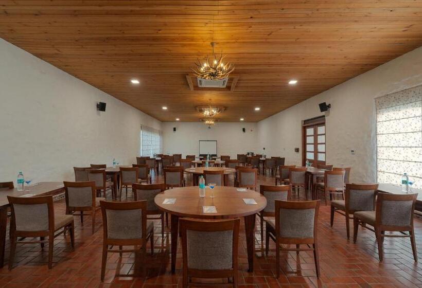 هتل Amritara Olive Trotter, Nangal