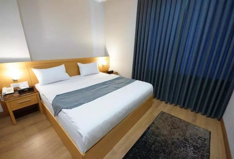 Yarmouk Hotel Erbil